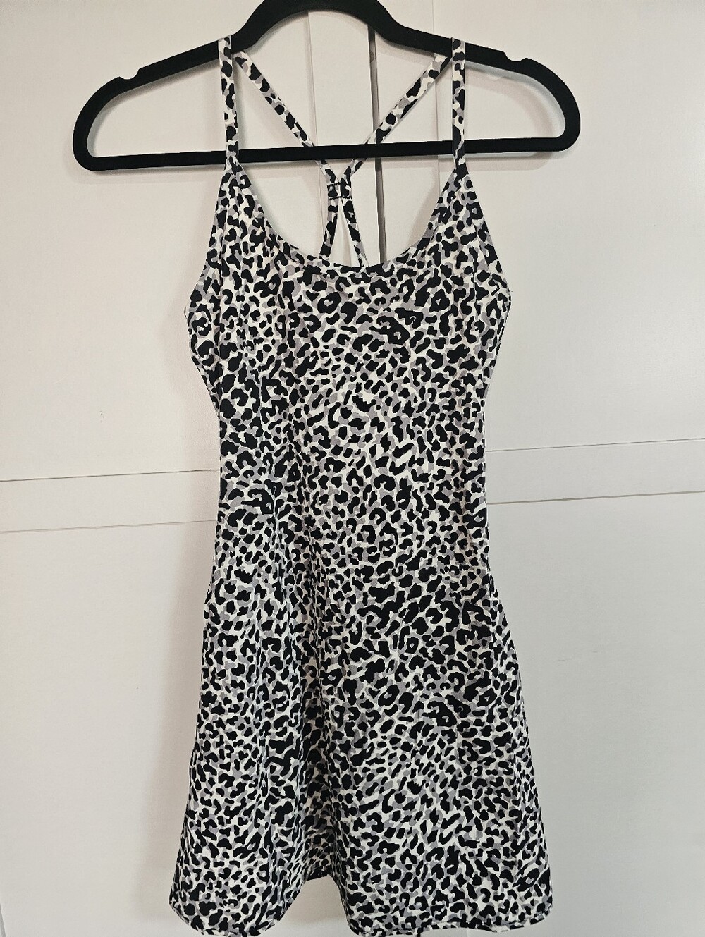 Outdoor Voices The Exercise Dress XXS Snow Leopard Animal Print Built-In Short